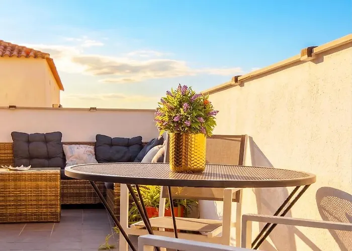 Sunset Penthouse Lejlighed